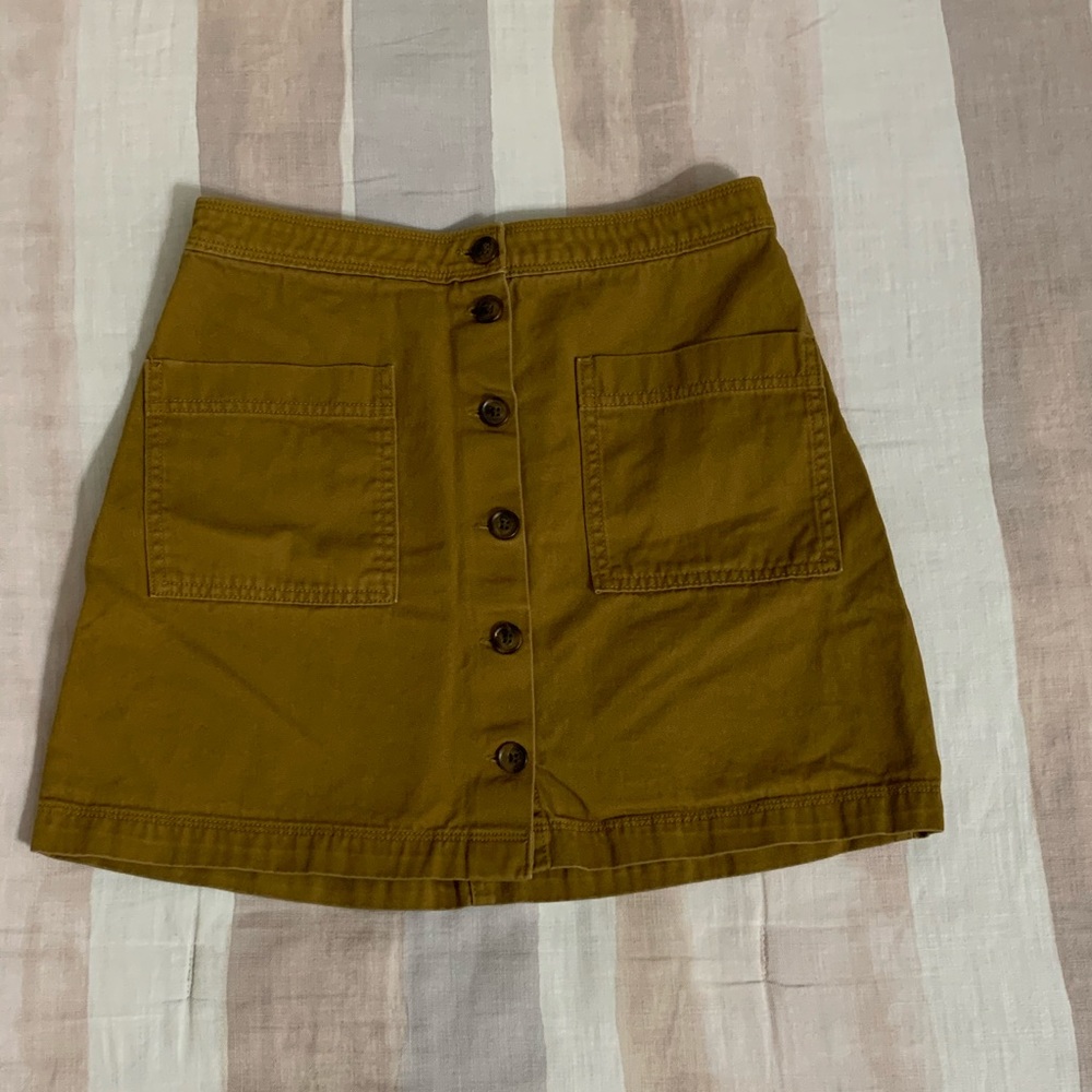 OLD NAVY YELLOW SKIRT